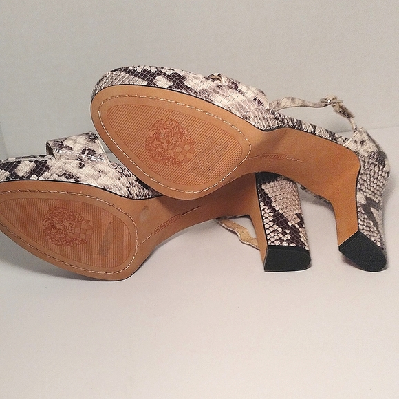 Vince Camuto Genuine Leather Snakeskin Heel Size 9.5 M - Picture 8 of 9